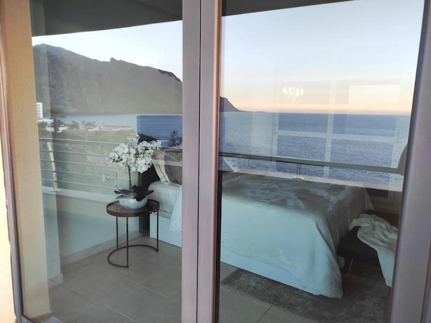 Luxury Los Gigantes Apartment Puerto de Santiago  Esterno foto